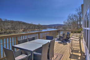 Lakefront Branson Condo with Porch and Dock Access
